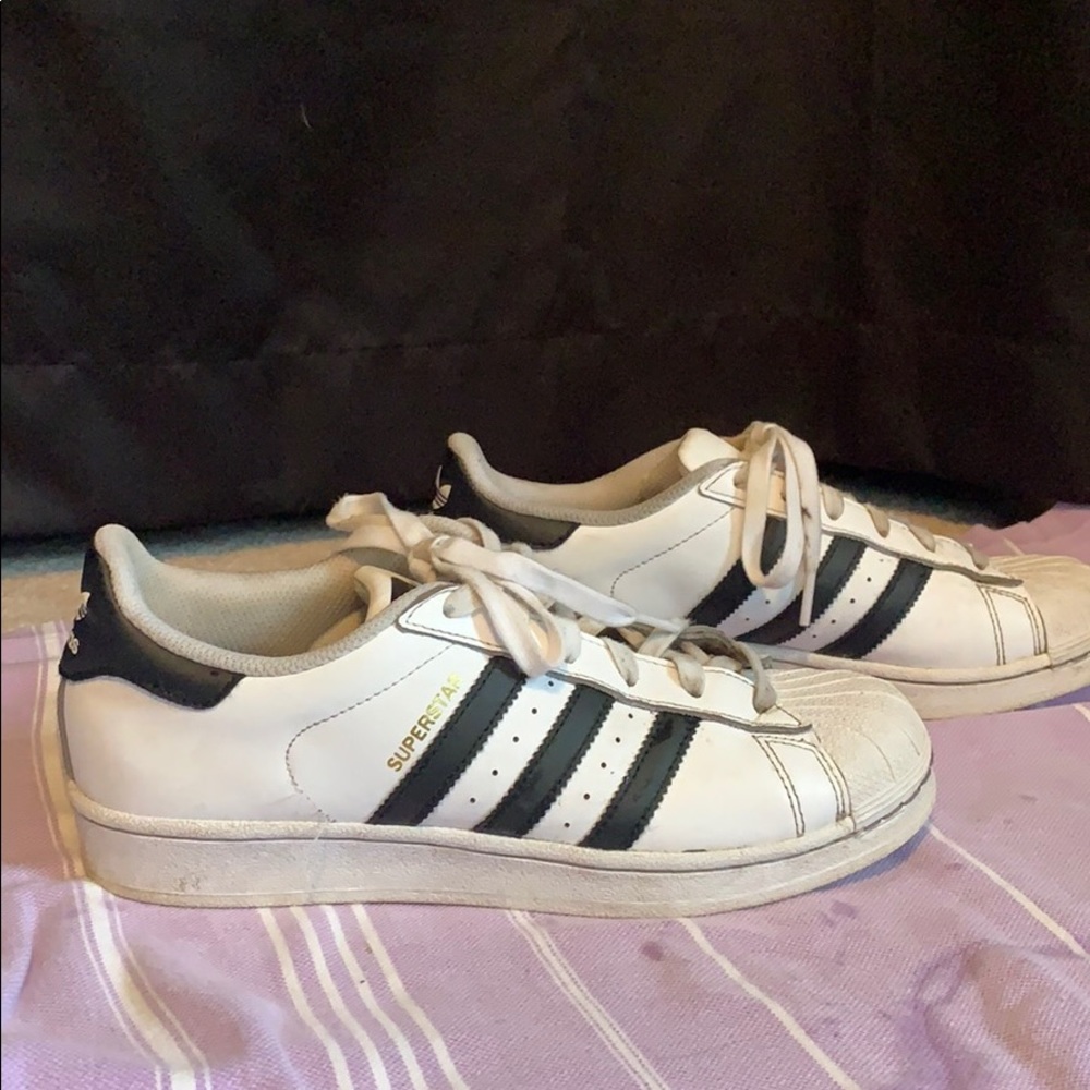 ADIDAS SUPERSTAR